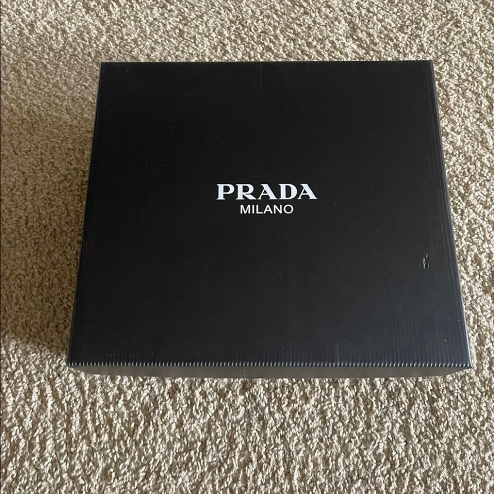 Prada box